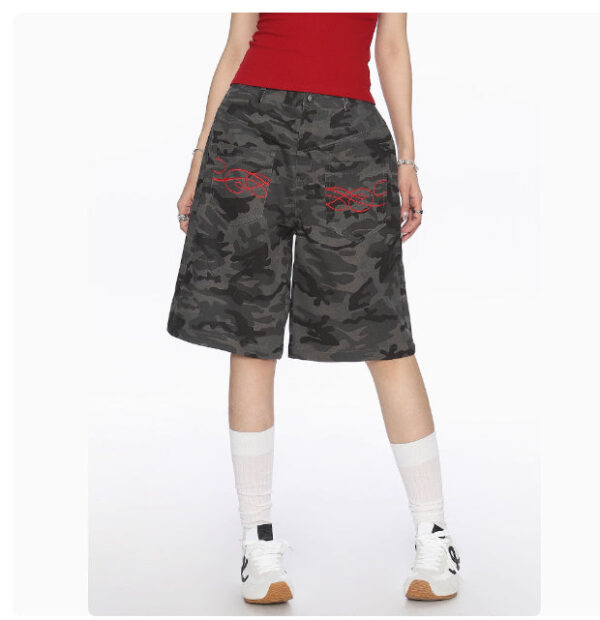 2951562f-69fa-4088-bb17-0340c26bcf98 American Camouflage Multi-pocket Cropped Trousers - Image 2