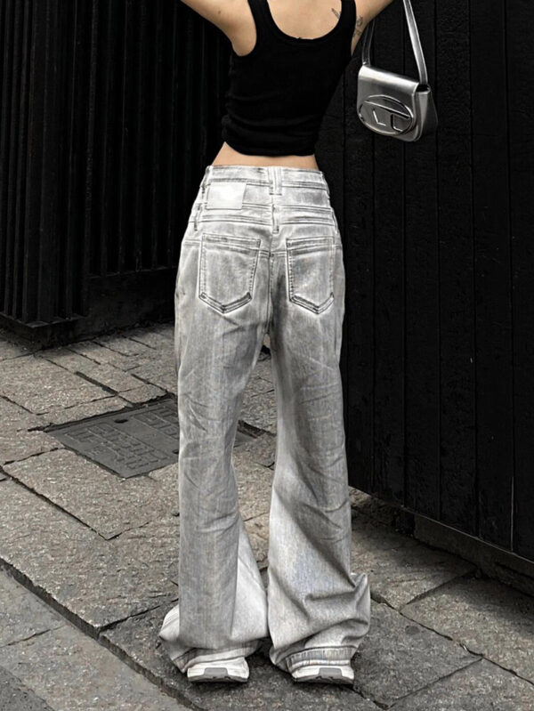 women's retro straight jeans with old and dirty design