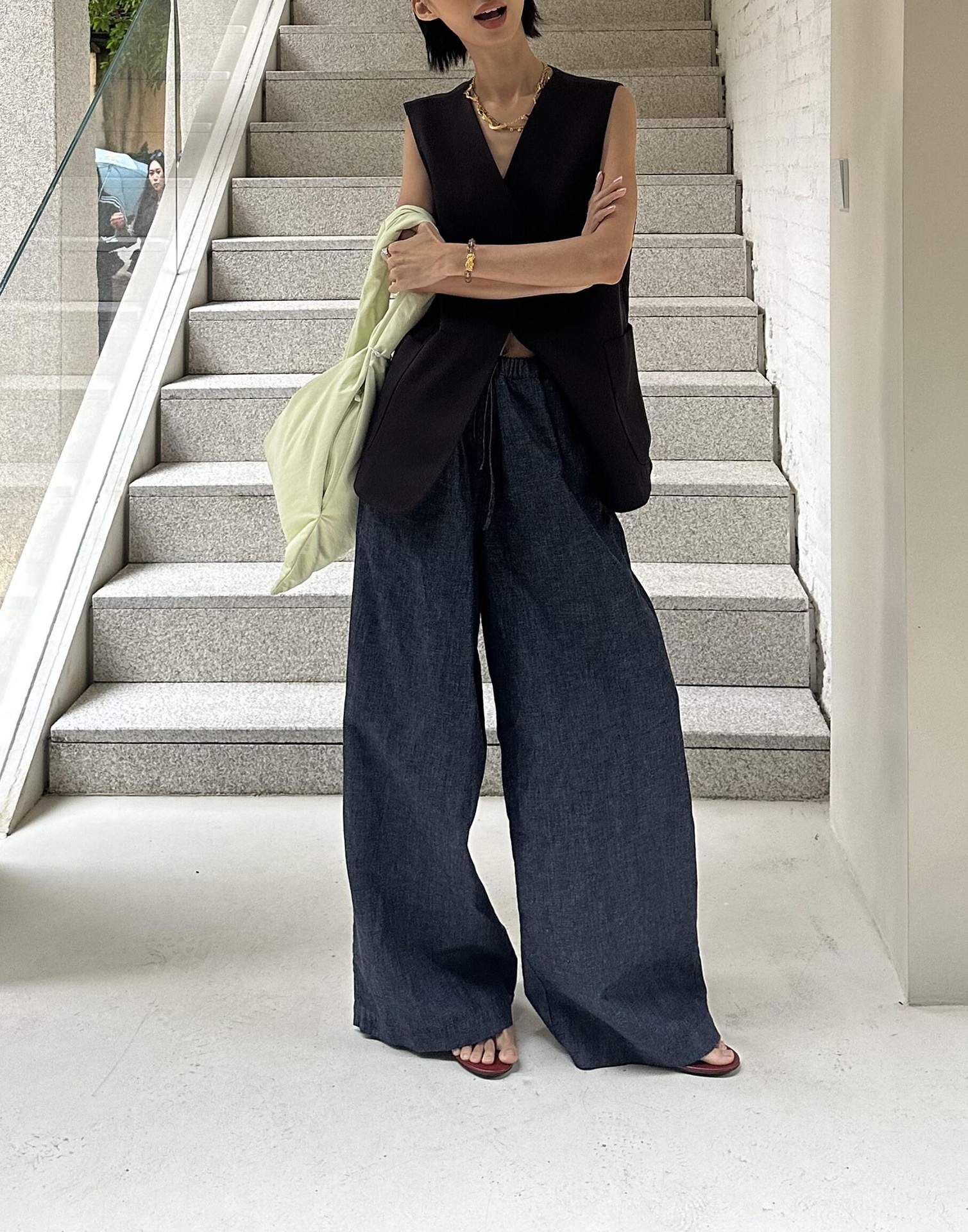 Aaf8b7b6 30aa 4d2b B9a8 Ce24bbc4ea61 Trans