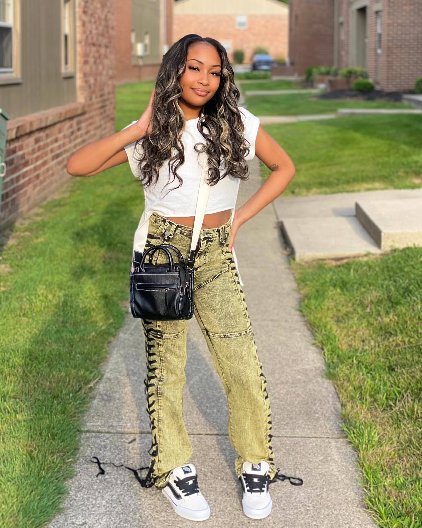 D02083f0 Bd5f 4f21 A23e B661573c4317